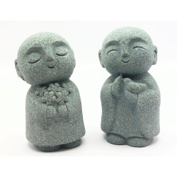 Statue jizo moine bouddhiste zen protecteur.